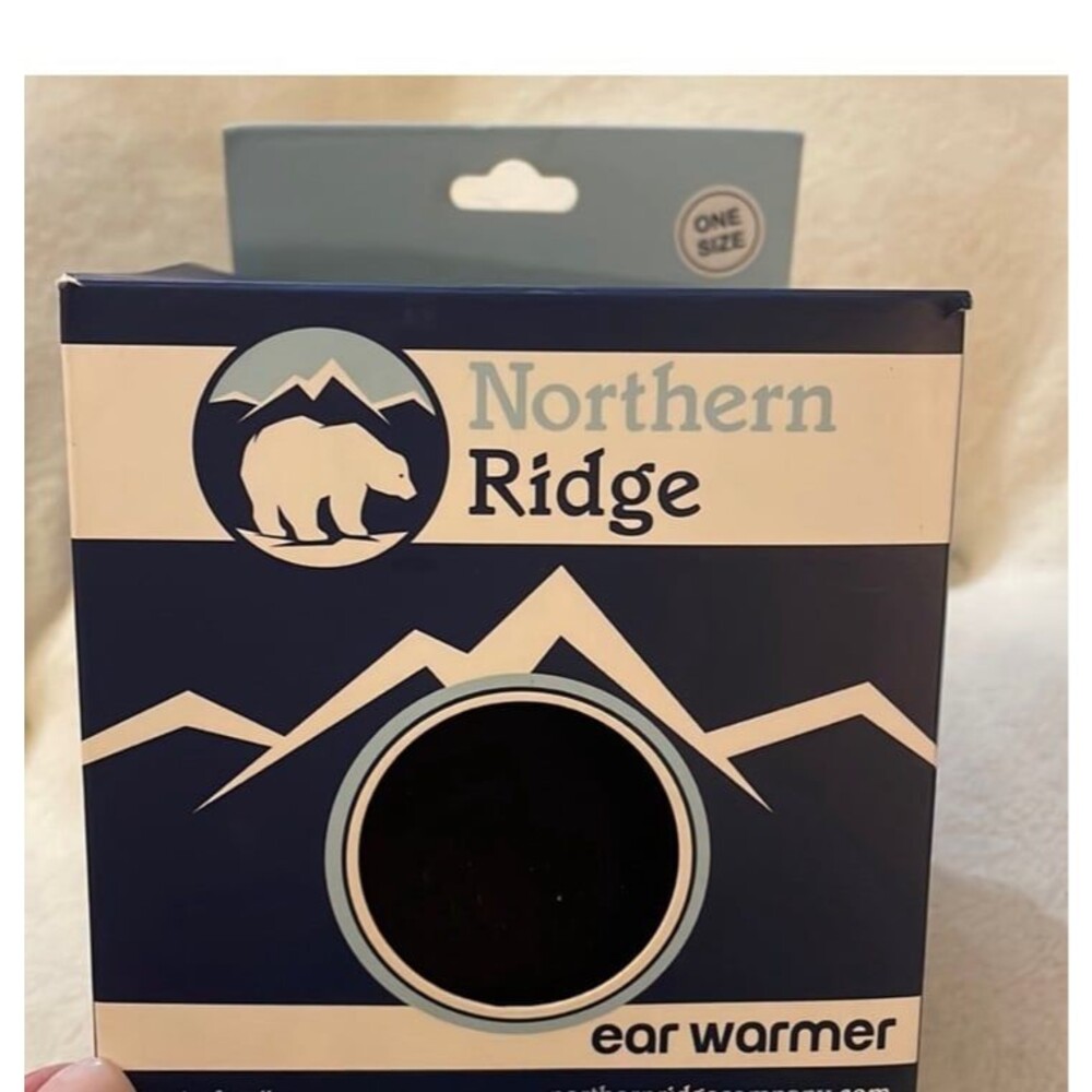 Northern Ridge Ear Warmer NWT